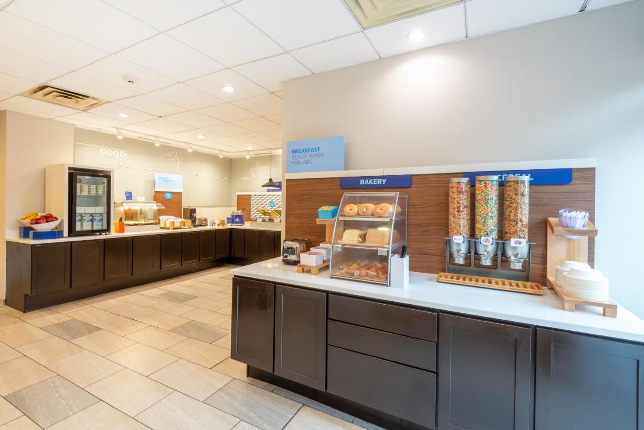 Express Philadelphia Ne-bensalem By Ihg 3* Bensalem