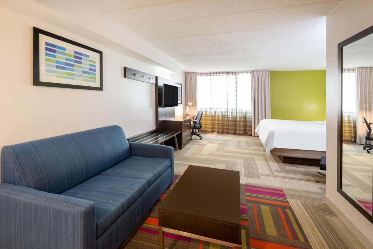 Hotel Express Philadelphia Ne-bensalem By Ihg