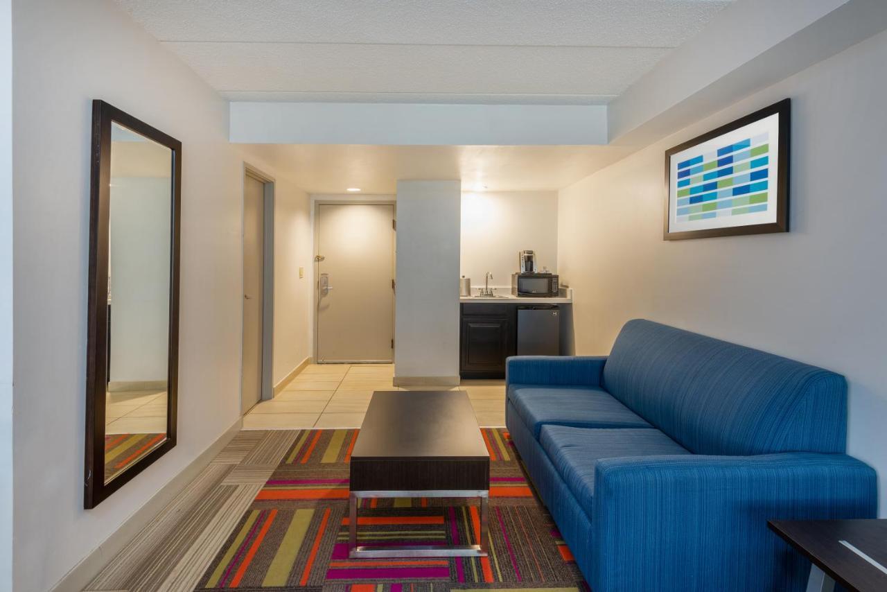 Hotel Express Philadelphia Ne-bensalem By Ihg