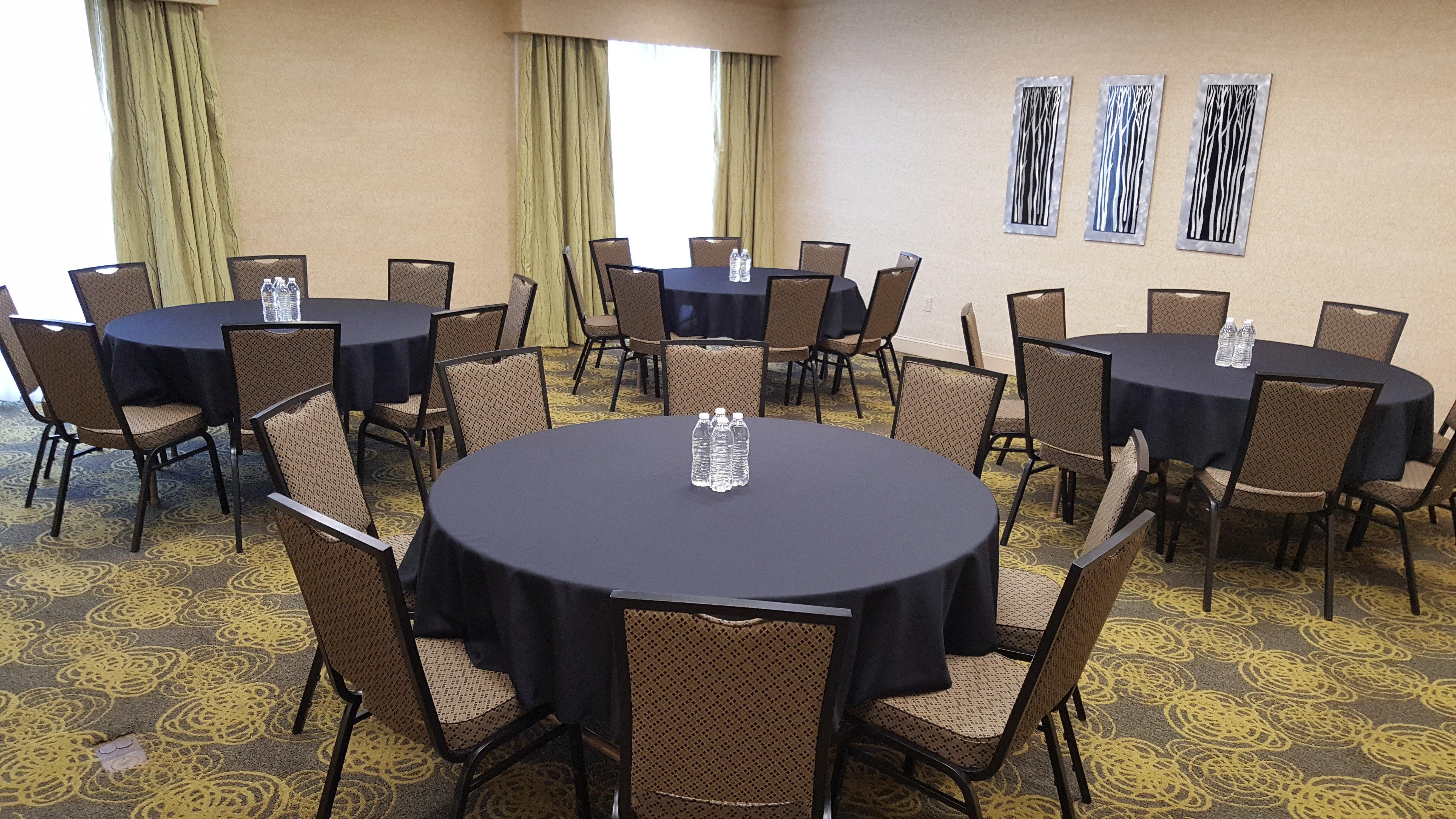 Express Philadelphia Ne-bensalem By Ihg